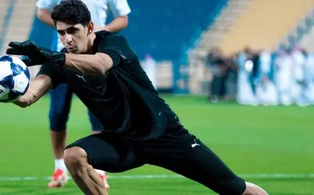 ياسين بونو يتألق كأفضل حارس في دوري روشن السعودي لشهر أكتوبر