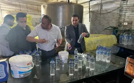 ضبط 80 ألف زجاجة في محطة تعبئة مياه معدنية وهمية بالقليوبية