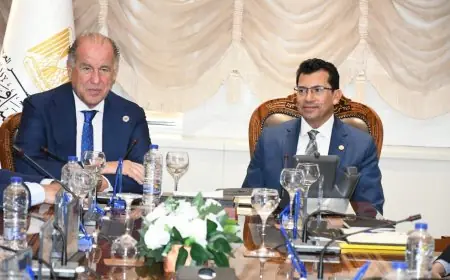 وزير الرياضة يبحث مع رئيس الاتحاد الدولي للرماية جاهزية مصر لاستضافة بطولة العالم