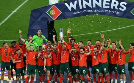 كريستيانو رونالدو يتوقع مفاجأة عالمية بفوز البرتغال بكأس العالم