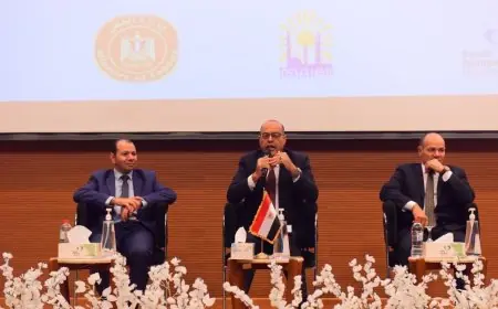 وزير العمل يطلق فعاليات ندوة توعوية لتسليط الضوء على قانون العمل الجديد بمشاركة قادة الشركات الخاصة