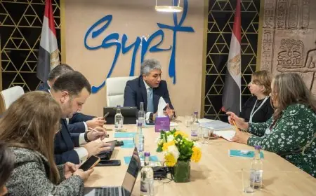 وزير السياحة يستعرض فرص استثمارات جديدة في القطاع السياحي المصري خلال زيارته للندن