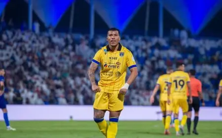 التعاون يحقق فوزاً كبيراً على الفتح ويضغط على النصر في صدارة الدوري السعودي