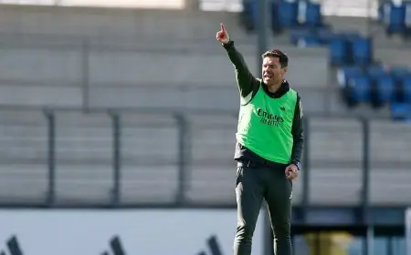 تشابي ألونسو يدافع عن لاعبي ريال مدريد بعد هزيمة ليفربول ويردّ على تصريحات غاريث بيل