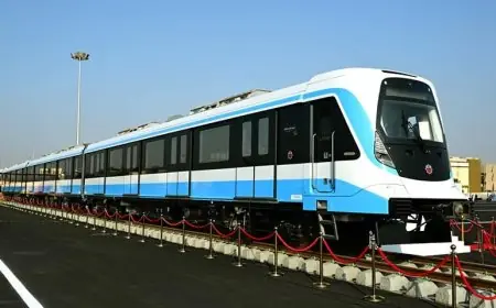 رئيس الوزراء يشهد انطلاق أول قطار كهربائي سريع فيلارو بسعة 479 راكبا