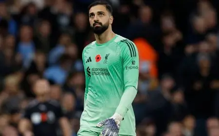 رقم قياسي لحارس ليفربول مامارداشفيلي بعد تصديه لركلة هالاند