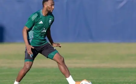 استدعاء الشهراني وكادش لمنتخب السعودية واستبعاد الحربي من قبل رينارد