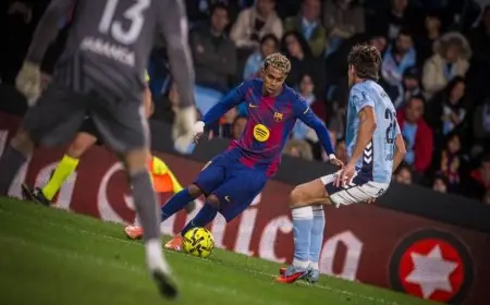 لامين يامال يقود توبيخًا لزملائه في برشلونة حول أداء خط الوسط