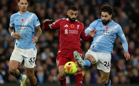 روني ينتقد محمد صلاح ويوضح أهمية مساعدة الزملاء في الملعب