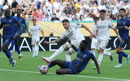 رينارد يستبعد مدافع الهلال من معسكر المنتخب السعودي