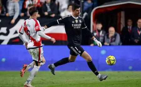 ريال مدريد يكشف عن إصابة تيبو كورتوا بعد تعرض فالفيردي للإصابة