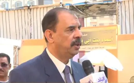 محافظ سوهاج يطمئن على توافد الناخبين ويتابع سير العملية الانتخابية بنجاح