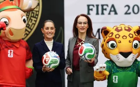 رئيسة المكسيك تتيح لفتاة عاشقة لكرة القدم فرصة افتتاح مونديال 2026