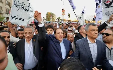 أبو العينين يقود مسيرة شعبية ضخمة لمتابعة انتخابات النواب بمحافظة الجيزة