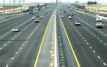 إغلاق طريق امتداد محور 26 يوليو أمام جامعة مصر لرفع كوبري المشاة بمحطة المونوريل لمدة 8 ساعات