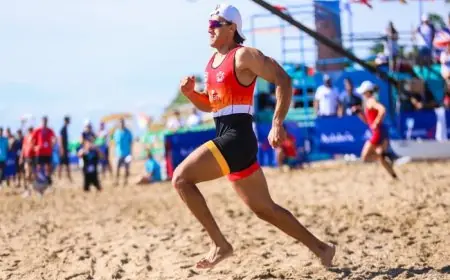 علي حسن يحقق إنجازًا تاريخيًا بفوزه بأول ميدالية في التجديف الشاطئي