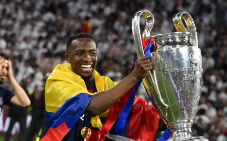 باتشو يُجدد عقده مع باريس حتى عام 2030 بعد عام من الإقامة