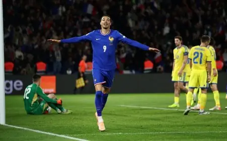 فرنسا تحجز مكانها في كأس العالم بفوز ساحق على أوكرانيا