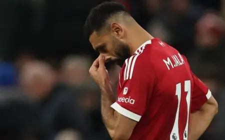 روني يصف محمد صلاح بأسطورة ليفربول ويدعو لاستبعاده فوراً