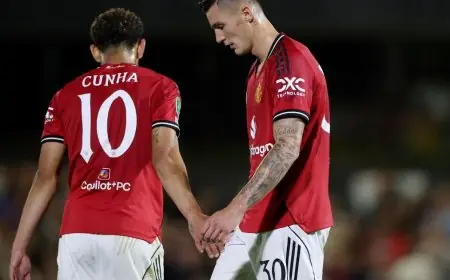 إصابة غير متوقعة تثير الفوضى في يونايتد قبل لحظات من مباراة إيفرتون المرتقبة