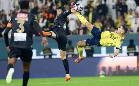 رونالدو يتألق بهدف أسطوري ويساهم في فوز النصر برباعية على الخليج في الدوري السعودي