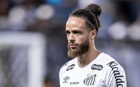 البلال براهيمي الجزائري يعاني في سانتوس ويبحث عن فرصة جديدة بعيداً عن الجحيم