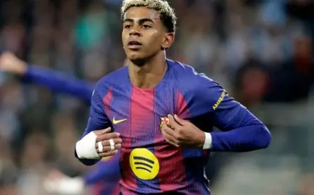 يامال وليفاندوفسكي يقودان برشلونة في مواجهة تشيلسي المرتقبة