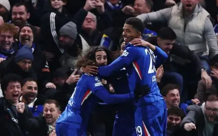 تشيلسي يتفوق على برشلونة بهدف عكسي وطرد أراوخو يعكر الأجواء