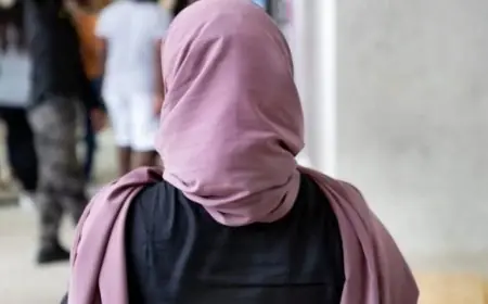 شريف الشوباشي يعبر عن موقفه: الحجاب حرية شخصية وليس بالإكراه