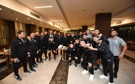 احتفالات لاعبي المنتخب بعيد ميلاد حلمي طولان تسبق انطلاق كأس العرب