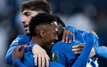 الهلال يكتسح الفتح برباعية ويتأهل لنصف نهائي كأس الملك