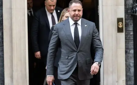 بعد استقالته مدير مكتب زيلينسكي يعلن عن وجهته القادمة