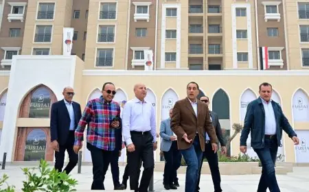رئيس الوزراء يقوم بجولة في مشروع الفسطاط فيو الرائع المُطل على حدائق التلال