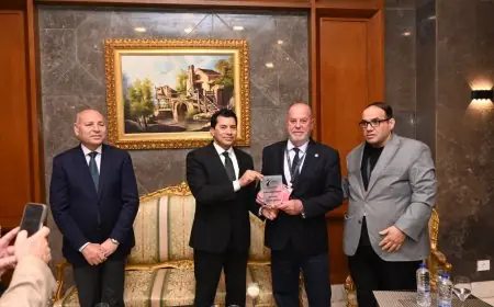 وزير الرياضة يحضر افتتاح بطولة العالم للكاراتيه لفئتي الكبار وذوي الهمم