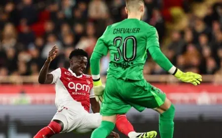 حارس باريس سان جيرمان شوفالييه يكشف لحظات الرعب بسبب تهور كامارا