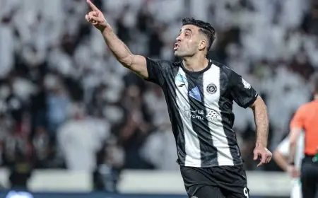 الدوسري وحمد الله يتصدران قائمة 32 لاعباً من دوري روشن السعودي المشاركين في كأس العرب