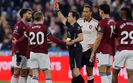 المراهنات تقود لوكاس باكيتا للطرد المتعمد ضد ليفربول