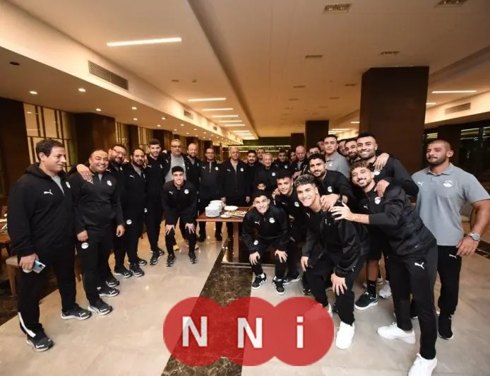 احتفالات لاعبي المنتخب بعيد ميلاد حلمي طولان تسبق انطلاق كأس العرب