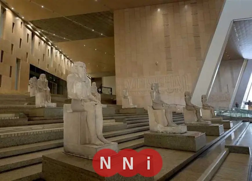 مصر تشيد هرمًا رابعًا يبرز عبقرية أحفاد الفراعنة المعاصرين بإشراف خبراء المتحف الكبير