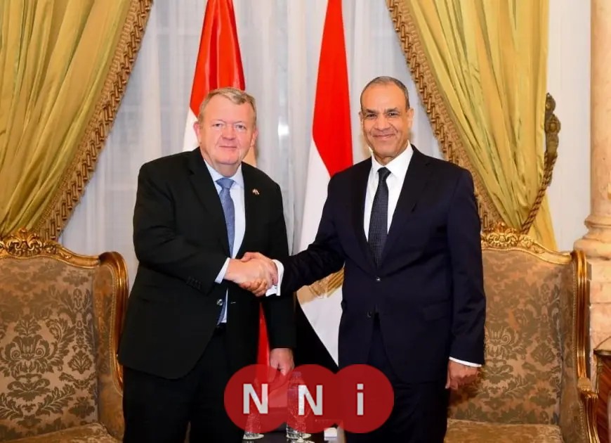 وزير الخارجية يثني على حضور ملكة الدنمارك في حفل افتتاح المتحف المصري الكبير
