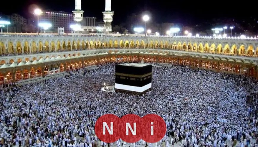 فيديو مؤثر: رجل وعائلته يسجدون شكرًا لله بعد فوزهم بقرعة الحج