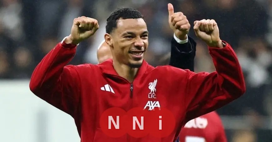 هدية مميزة لكريم بنزيما لمهاجم ليفربول تثير الاهتمام