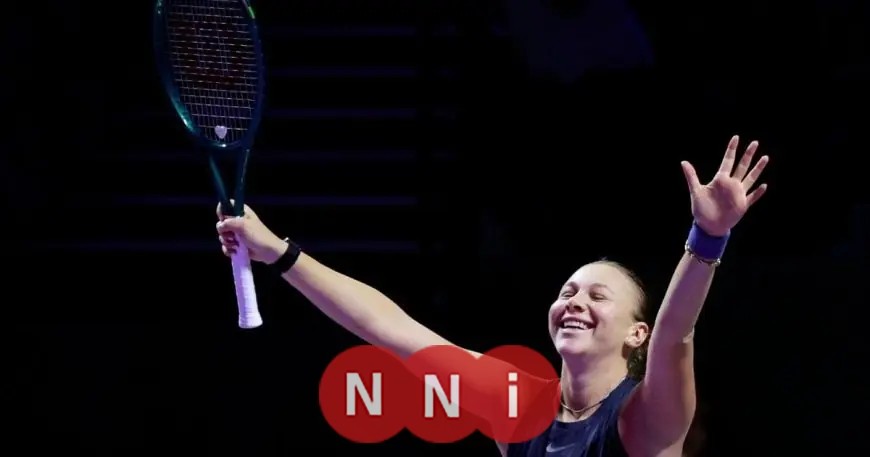 أنيسيموفا تتفوق على شفيونتيك وتتأهل إلى نصف نهائي البطولة الختامية في الرياض