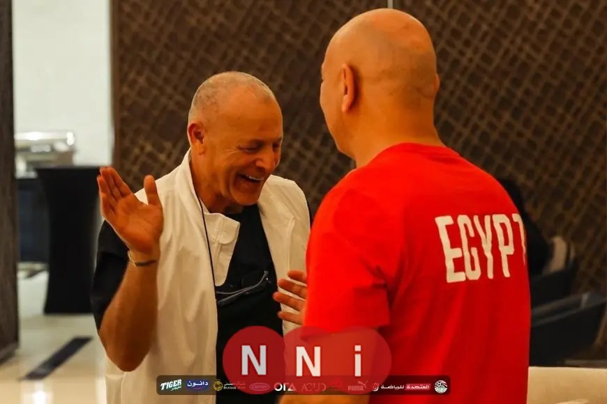 وزير الرياضة وهاني أبو ريدة يلتقيان منتخب مصر خلال معسكر الإمارات