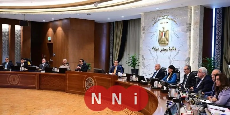 مدبولي يؤكد دعم الرئيس لقطاع الاتصالات لخلق فرص عمل للشباب