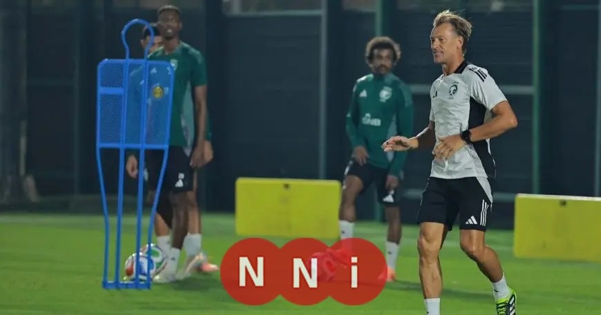هيرفي رينارد يشدد على لاعبي منتخب السعودية: “الابتعاد عن المخاطرة هو الأفضل”