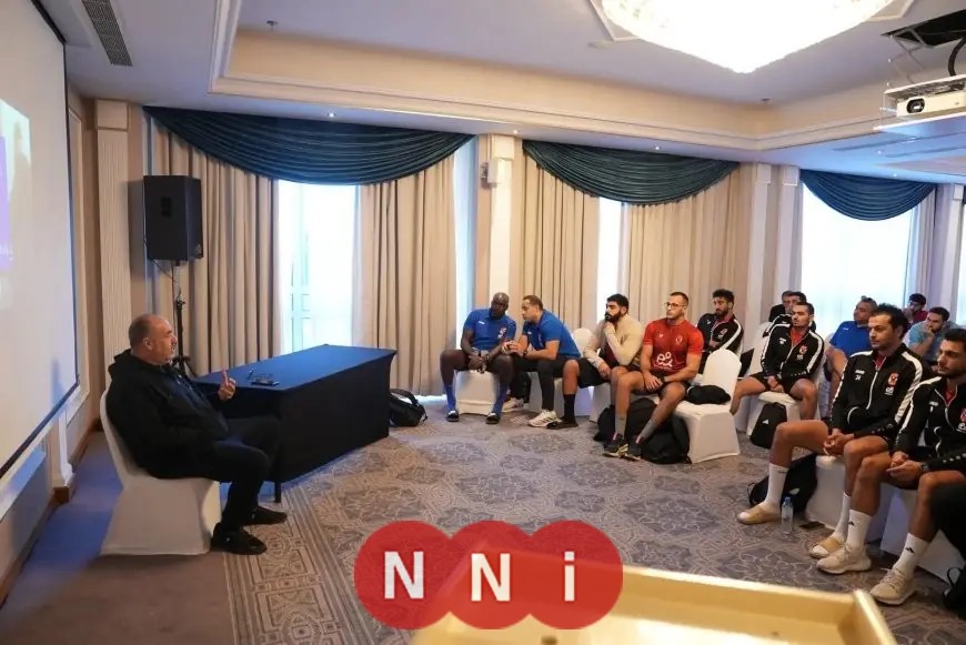 الغزاوي يلتقي برجال يد الأهلي استعدادًا لنهائي السوبر المرتقب