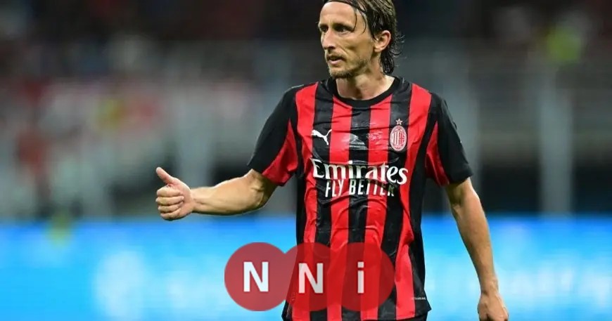 لوكا مودريتش نجم ميلان في مواجهة إنتر القوية في ديربي الغضب