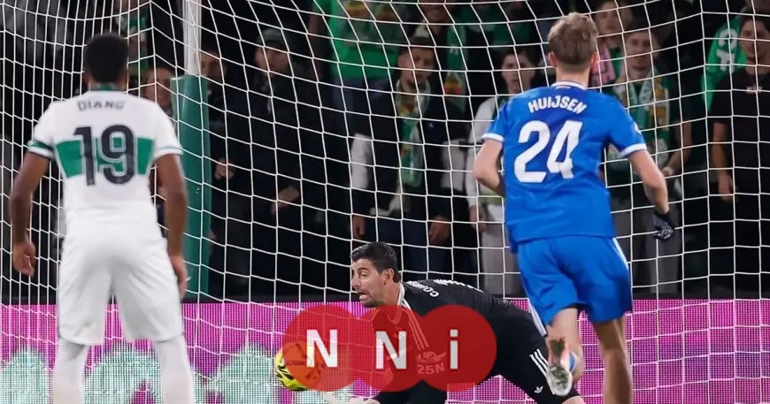 تيبو كورتوا يوجه انتقادات لاذعة لمدافعي ريال مدريد بعد التعثر أمام إلتشي