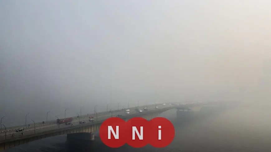 شبورة كثيفة وأمطار خفيفة توضح الطقس غير المستقر يوم الجمعة المقبل